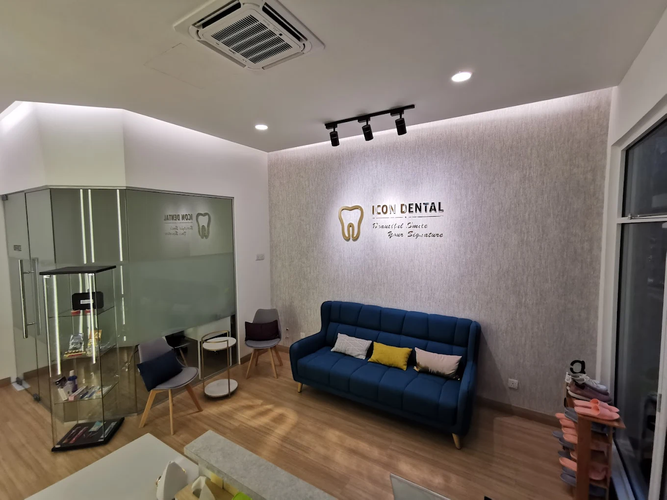 Dental Clinic Puchong | Invisalign, Dental Implants & Smile Makeover